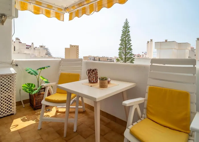 Stunning Apartment In Benalmadena