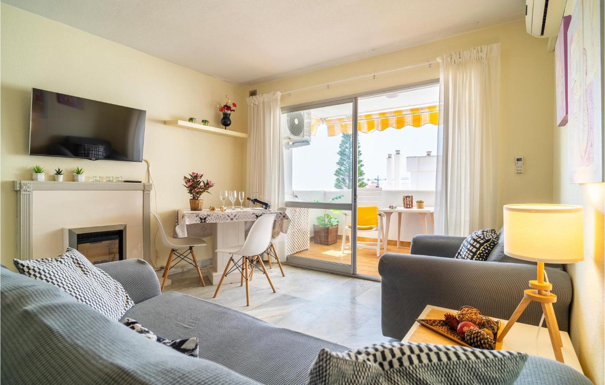 Apartment Stunning In *